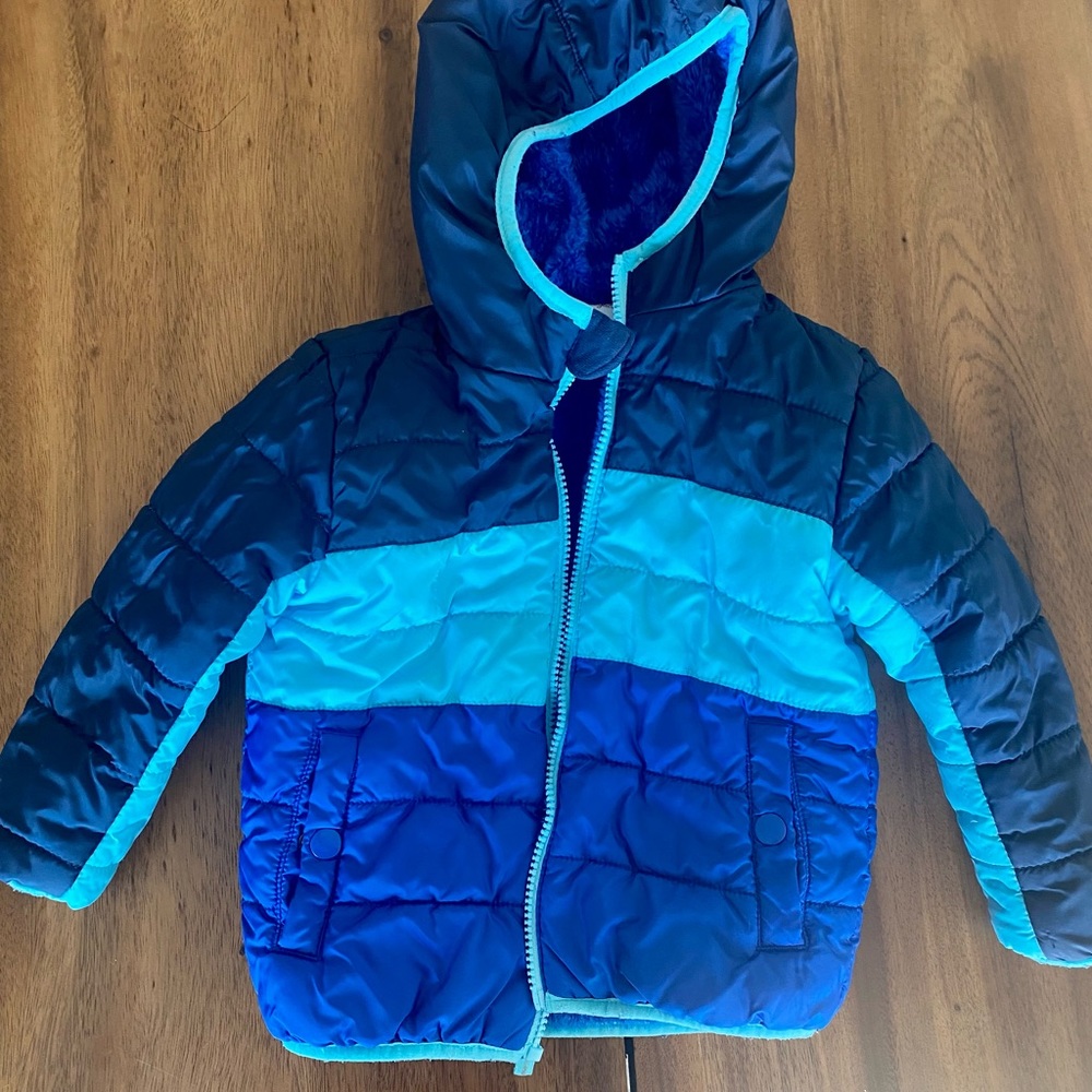 Boys 3T reversible Sherpa jacket (Target), from this season.